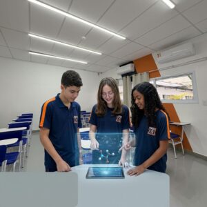 O Futuro que Transforma: Inteligência Artificial no Colégio XI